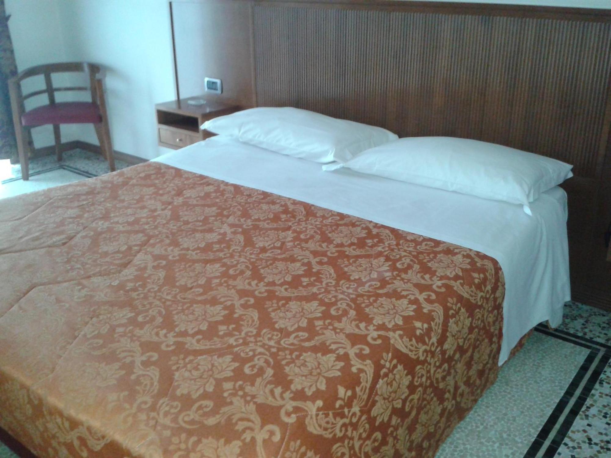 Hotel Nappo San Marzano sul Sarno Zimmer foto