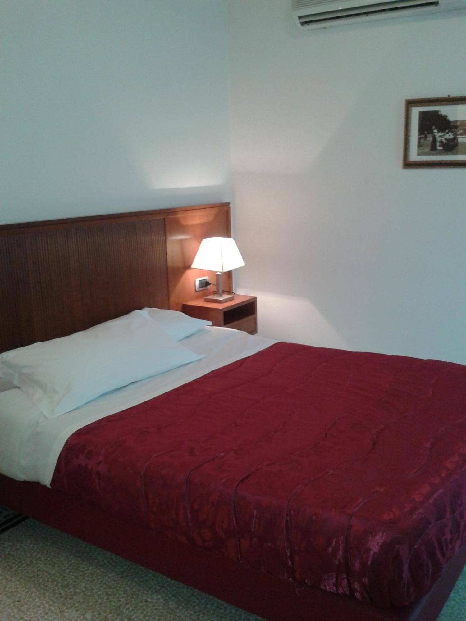 Hotel Nappo San Marzano sul Sarno Zimmer foto